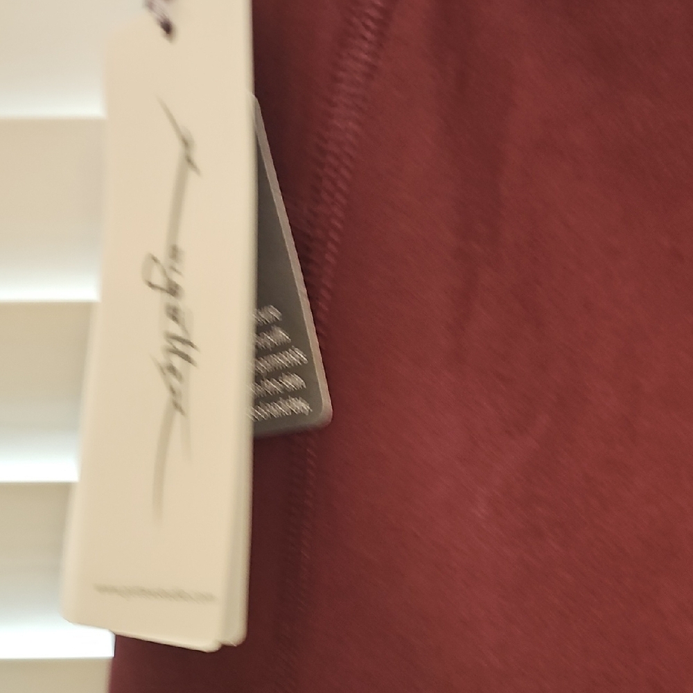 X By Gottex Leggings Maroon With Black Panels Size Large NWT - Picture 7 of 12